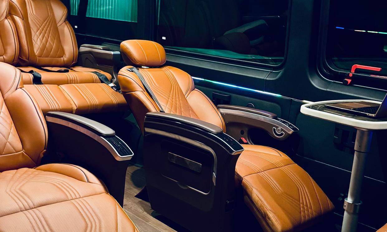 2025 Mercedes-Benz Sprinter 12